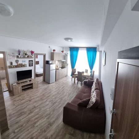 Summerland Apartment M&A Mamaia Kültér fotó